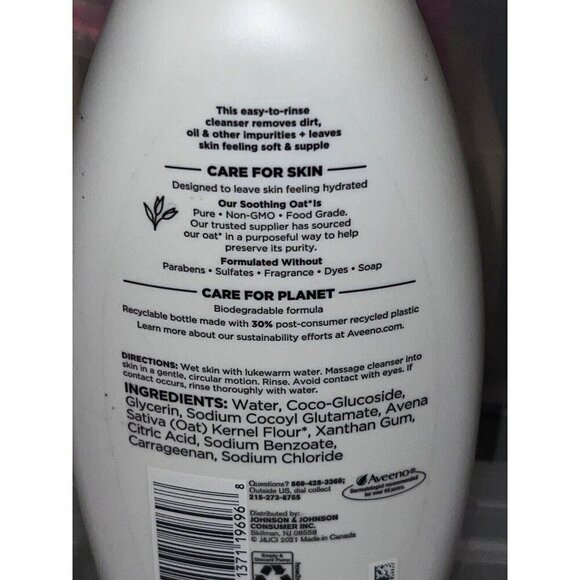 AVEENO Daily Moisturizing Facial Cleanser with Soothing Oat, 12 Fl. Oz - Picture 5 of 10